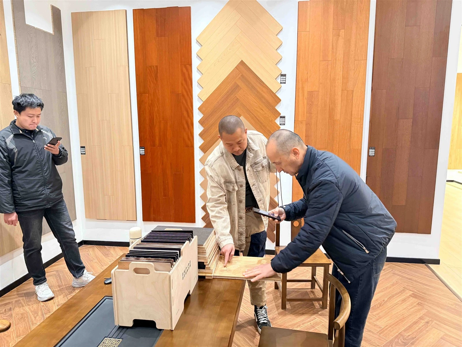 Customer and neighbours viewing 93 Series aluminium windows at a home project in Zafar, Tashkent